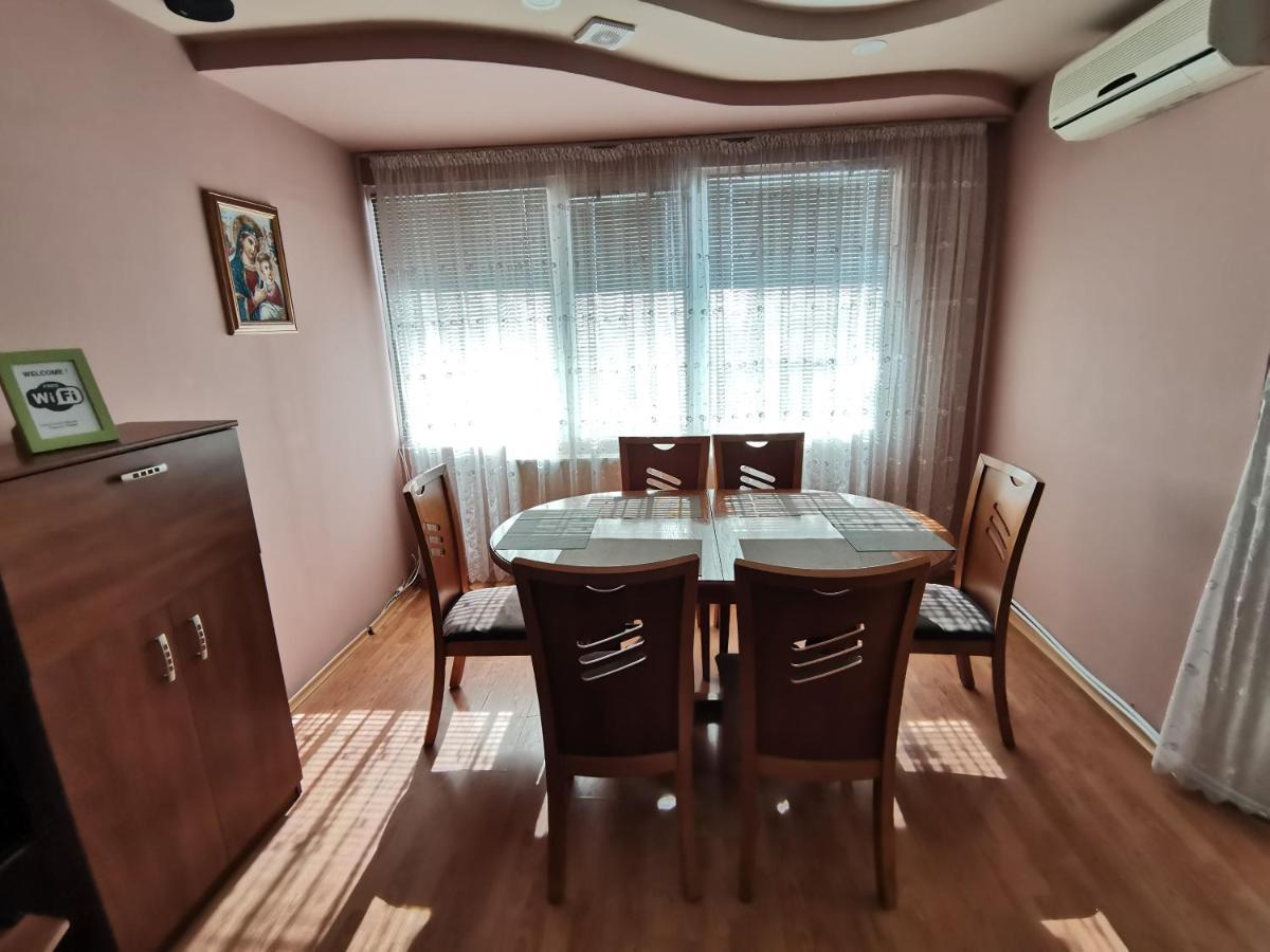 Central Apartment Targovishte المظهر الخارجي الصورة