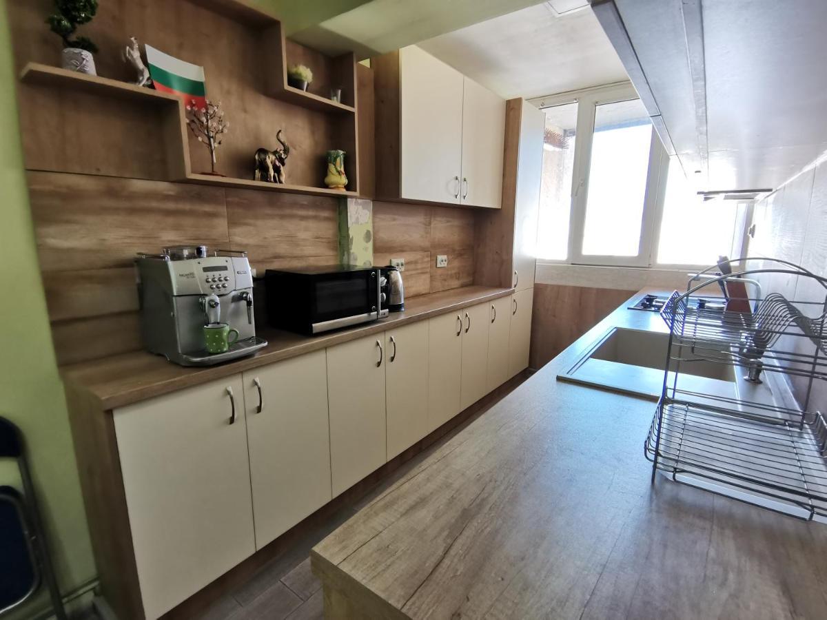 Central Apartment Targovishte المظهر الخارجي الصورة